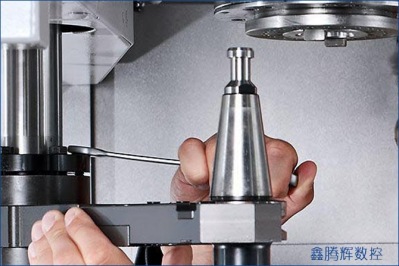 優(yōu)秀數(shù)控精雕機應該具備的7要素